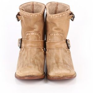 Musse and Cloud boots size 7